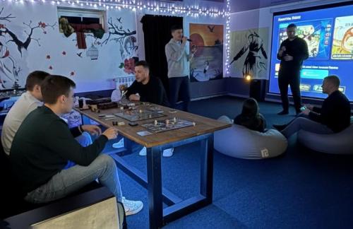 Комната для мероприятий: кинозал, караоке, PlayStation 5, настольные игры от 25р/час в пространстве "Цоколь" в Лиде